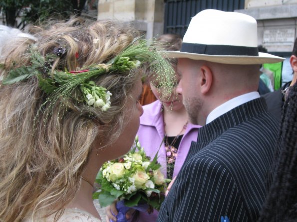 bouquet et chapeau