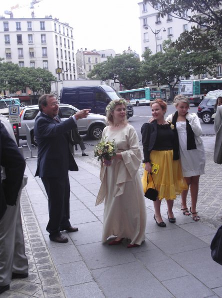 Juliette, son parrain et ses soeurs