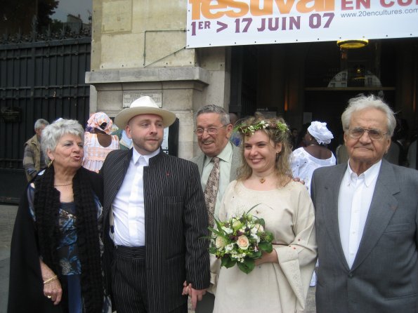 avec les grands-parents paternels et Lucien